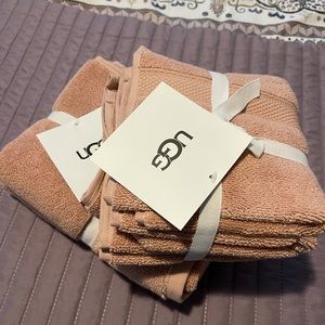 UGG hand towels and wash clothes